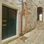 Astor Studio 1